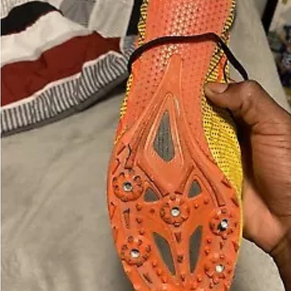 Used track spikes. Size M 10.5 W 12.5. - Picture 3 of 5